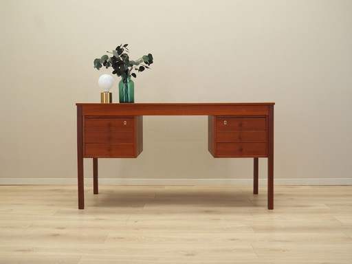 Teak Desk, Danish Design, 1970s, Production: Denmark