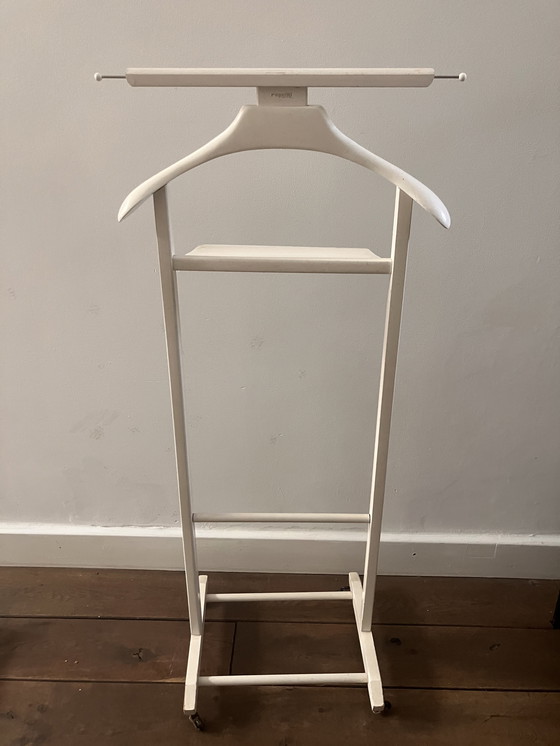 Image 1 of Vintage Italiaans design dressboy / kledingrek wit