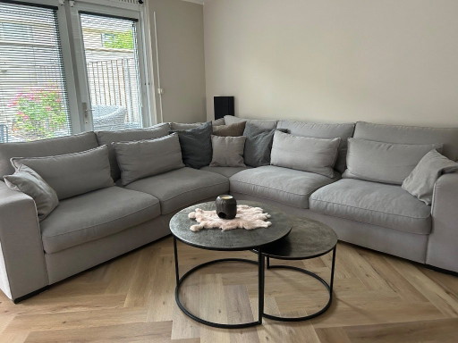 Divano angolare room108 beige grigio con pouf abbinato