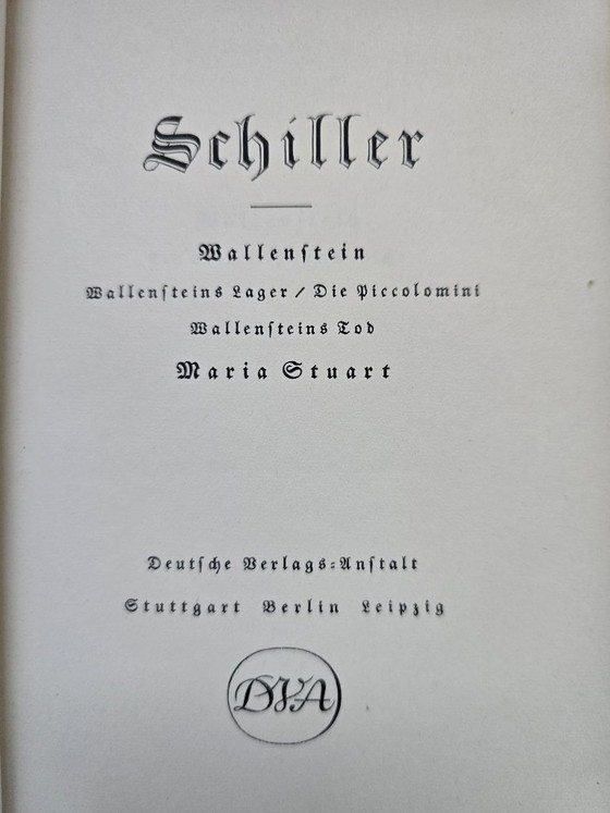 Antico set di due volumi "Schillers Werke" (circa 1910) – Dorso rosso-verde e stampa dorata (photo 16 of 17)