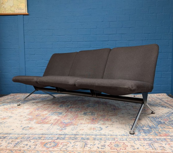 Image 1 of 1x Driezitsbank en 2x fauteuil, Cordemeyer voor Gispen, jaren 60