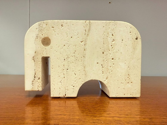 Image 1 of 2x Elefantenskulptur-Buchstützen aus Travertin von Enzo Mari, Italien, 1970er Jahre