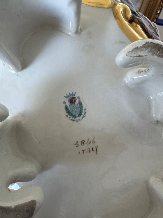 Terrina con coperchio in maiolica vintage GB R Capodimonte, Italia – Oggetti decorativi, Porcelain (photo 4 of 5)