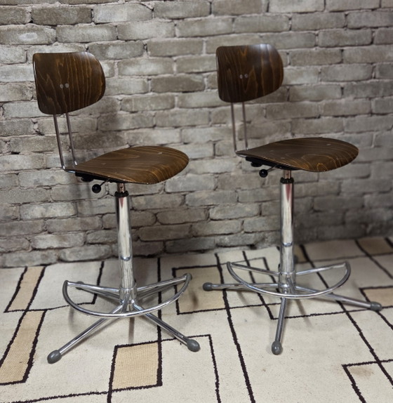 Image 1 of Een paar SE 68 orkeststoelen van Egon Eiermann voor Wilde + Spieth, Duitsland, jaren 70.