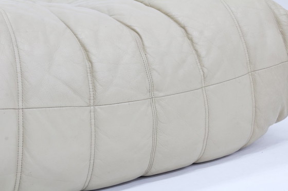 Image 1 of Pouf vintage Togo Ligne Roset in pelle beige