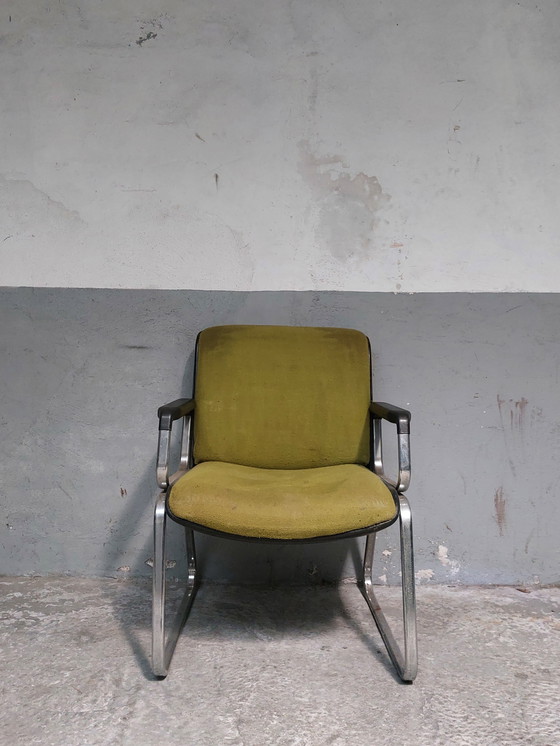 Image 1 of Vintage buisvormige chromen stoel met zwart leer