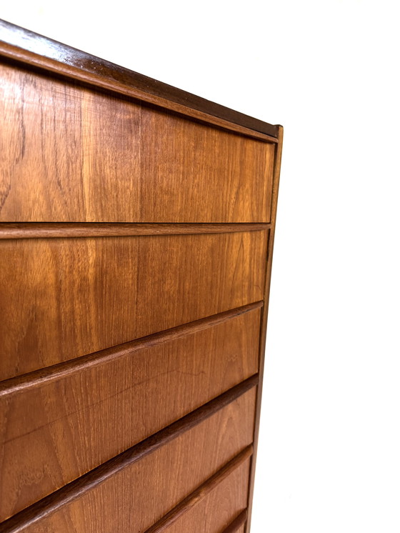 Image 1 of Vintage XL Deense teakhouten ladekast ‘60