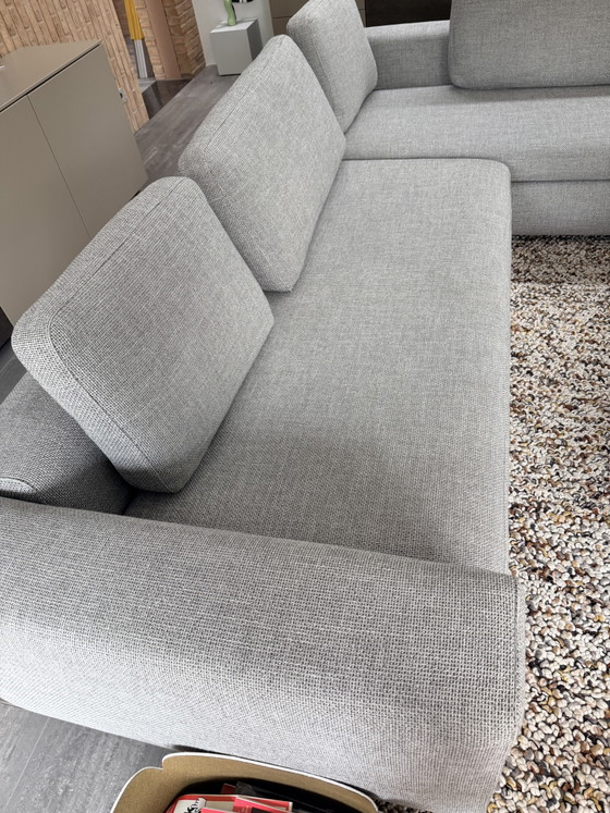 Image 1 of Divano angolare Vilaz di Design on Stock