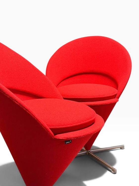 Pair of Cone Chair Armchairs by Verner Panton for Vitra, red fabric – Textile (photo 12 of 12)