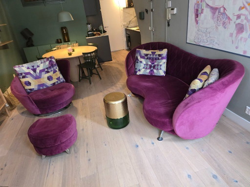 Fama Designer Lounge Set – Josephine Sofa, Fauteuil & Voetenbank – Aubergine Fluweel – Fana, 3 5 zitsbanken, Velvet