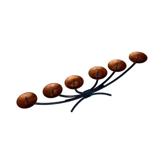 Image 1 of Candeliere in metallo con piastre di rame forgiate - lavorazione del metallo, Scandinavia, anni Settanta.