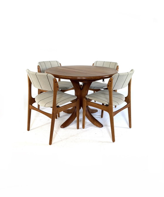 Image 1 of Table de salle à manger danoise explorable, Arebbo Möbler '70