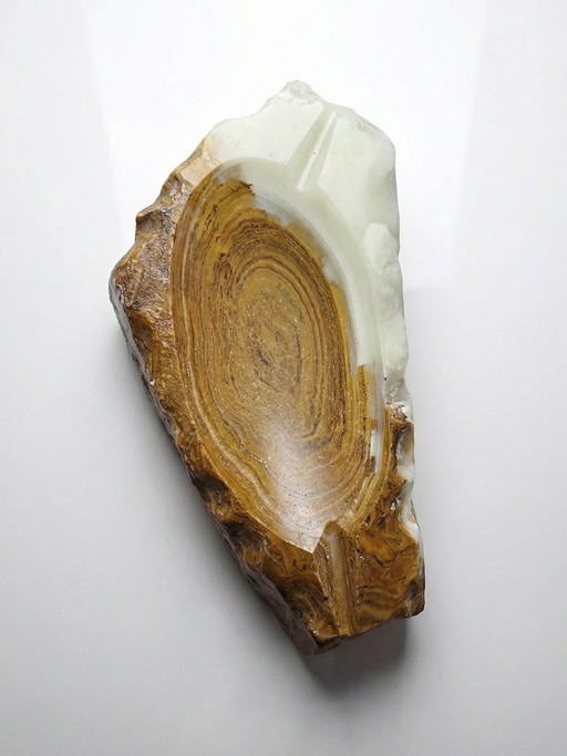 Vintage brutalist carved green onyx ashtray from the 1950s-1970s, Italy
