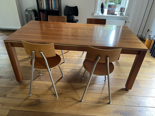 Bulthaup Eettafel Met 4 Bijbehorende Bulthaup Stoelen