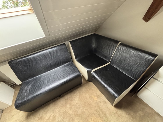 Image 1 of SALON AMBIENCE WACHTHOEK kappers lounge hoekbank skai leder