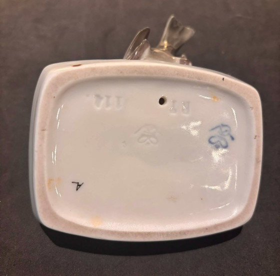 Image 1 of Vintage Goebel Vogelfigur Ringschale