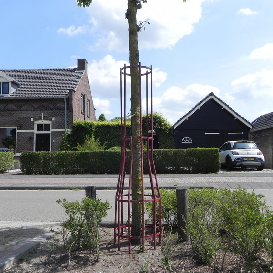 Image 1 of Set of 2, linkable tree protectors, plant supports