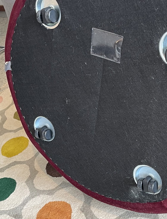 Image 1 of Pouf Leolux Capri