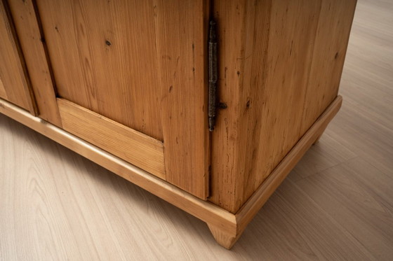 Armadio antico tedesco in pino con appendiabiti e ripiano, fine XIX secolo, Legno, Beige (foto 9 di 16)