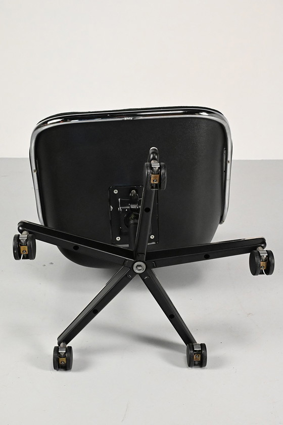 Image 1 of Charles Pollock ‘Executive chair’ voor Knoll