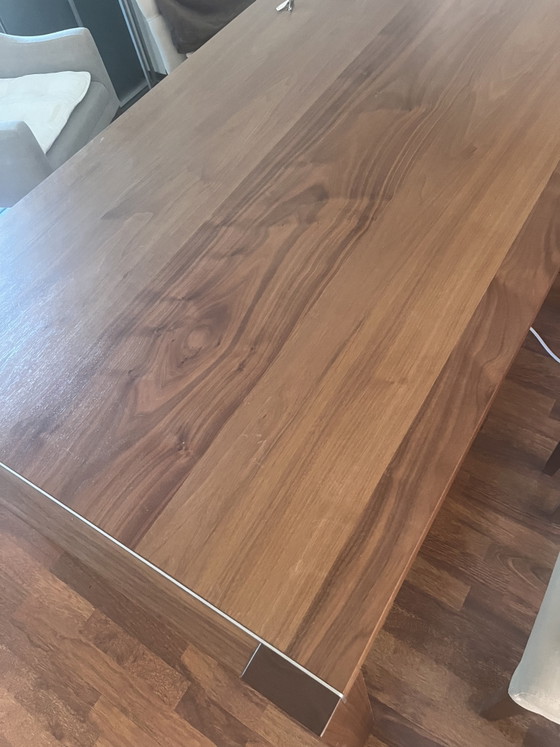 Image 1 of Mesa de comedor - Nogal teñido