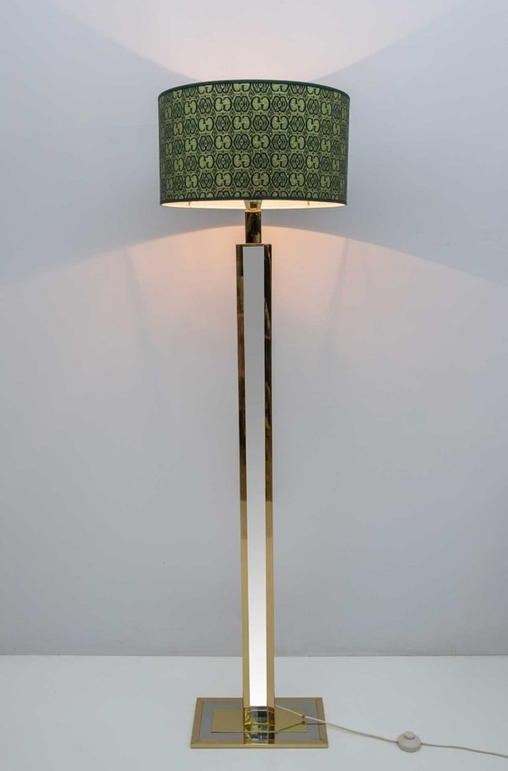 Image 1 of Romeo Rega Mid Century Moderne Italiaanse messing vloerlamp met Gucci stof, 1970