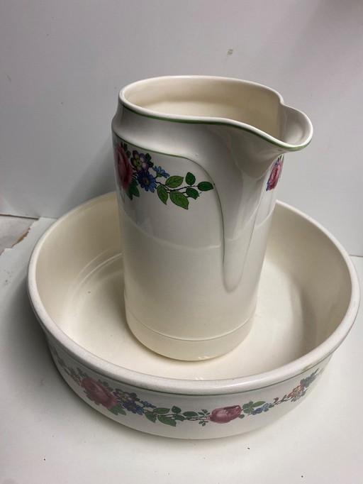 Bacinella con piatto