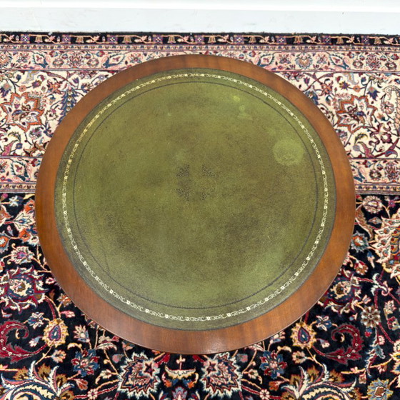 Tavolino Chesterfield inglese classico, tavolo a tamburo – Tavolini, Pelle, Metallo (photo 7 of 7)