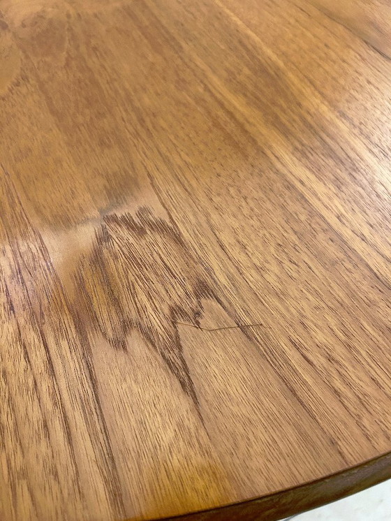 Image 1 of Vintage Tulpentafel in Hout