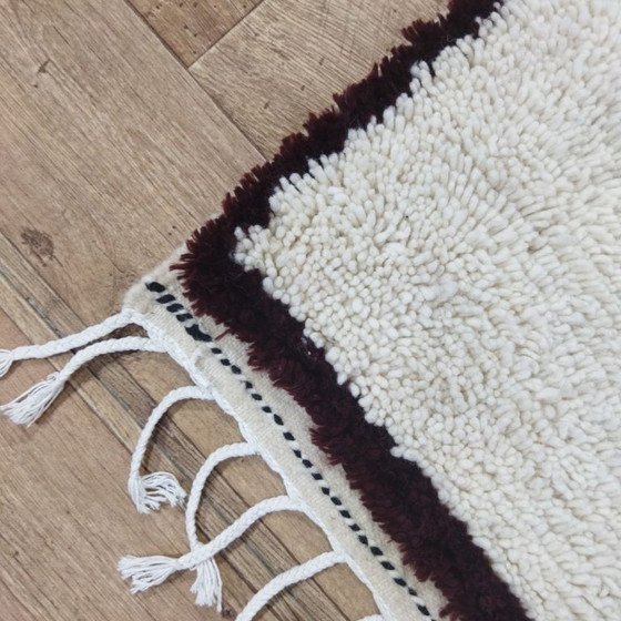 Image 1 of Minimal Berber Wool Rug – Minimalist Handmade Berber Carpet (153 × 87 cm)