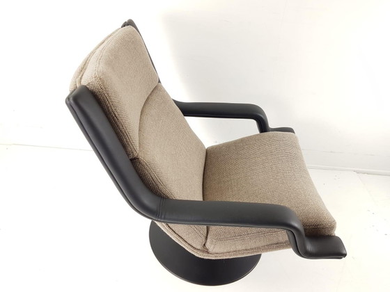 Poltrona girevole Artifort vintage in tessuto Ploeg pelle beige marrone – Poltrone, Wool, Metal (photo 5 of 10)