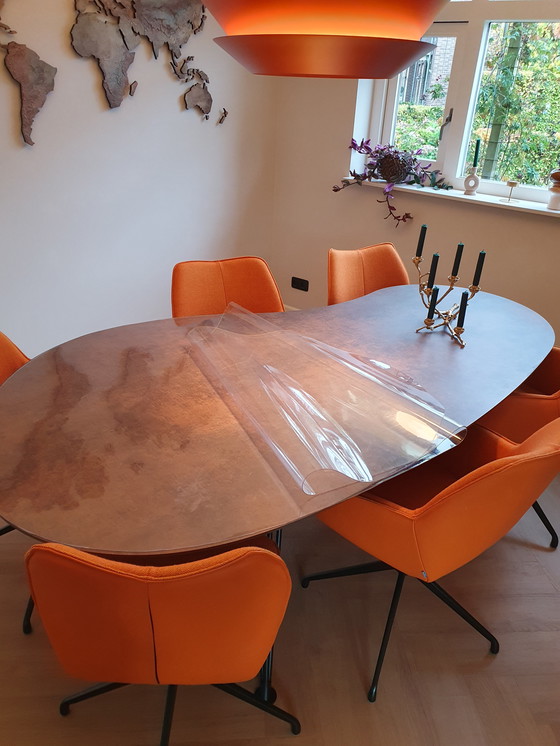 Image 1 of Le nouveau monde de Bree - Table à manger nuageuse