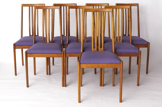 Image 1 of Ensemble de 8 chaises vintage par Lübke - 1960-70s Bois de hêtre et tapisserie textile violette