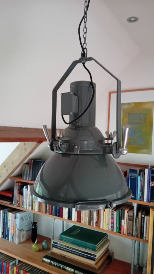 Suspension industrielle