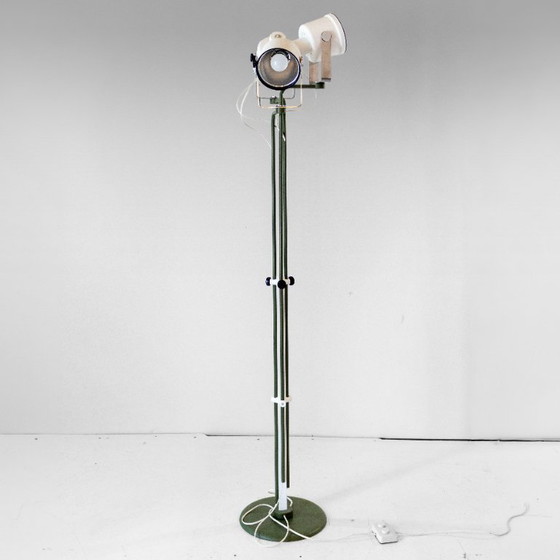 1x Mid-Century Modern Adjustable Floor Lamp by P.L. Brusasco & G. Torretta for Luci – luci Milano (photo 4 of 14)