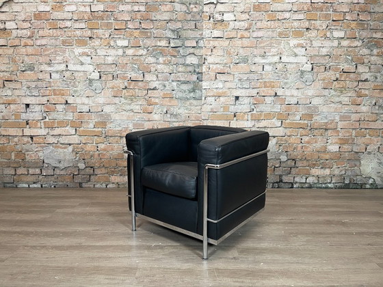 Image 1 of Cassina LC2