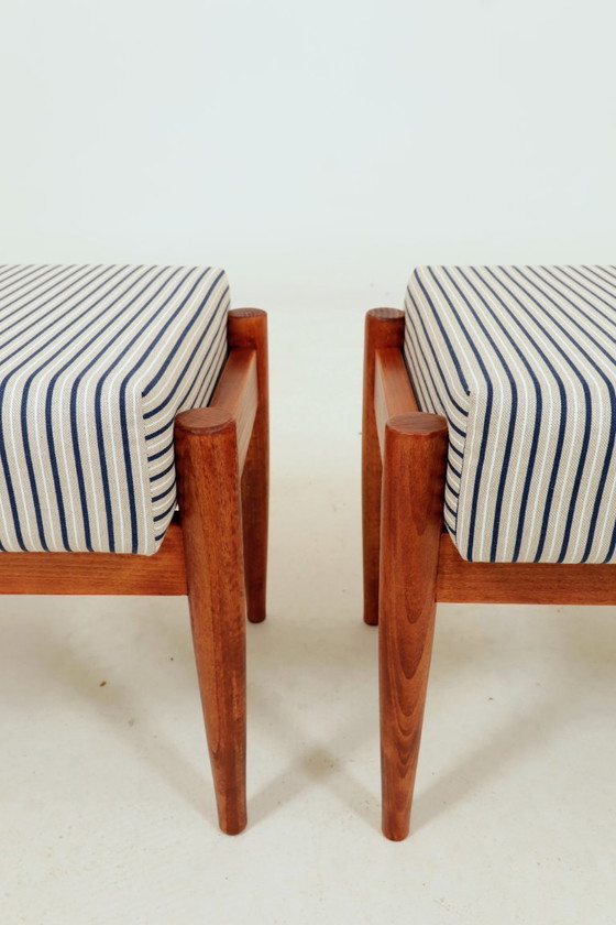 Image 1 of Lounge Chair with footstool Vintage Stripe Fabric Mid Century Design, 1960
