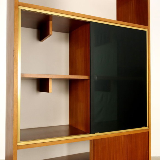 Image 1 of Bibliothèque avec étagères et vitrine des années 1960
