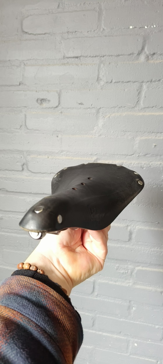 Image 1 of Sella da corsa antica in pelle vintage Brooks B17