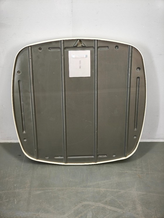 1970er Jahre Italienischer Space Age Creme Kunststoff Quadratischer Wandspiegel (photo 8 of 8)