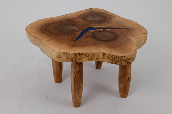 Image 1 of Salontafel van walnoothout met natuurlijke randen, handgemaakt, Logniture