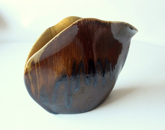 1970s Design Ceramic Vase - Lip-shaped opening (photo 4 of 6)