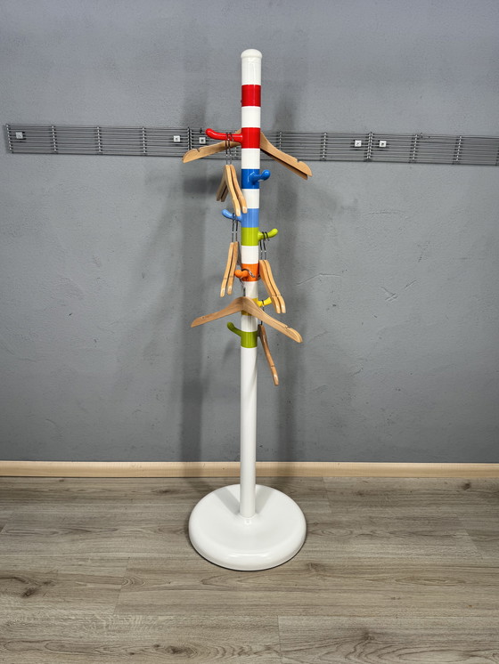 Image 1 of Perchero Ikea Krokig de Annie Hulden y Sanna Dahlman