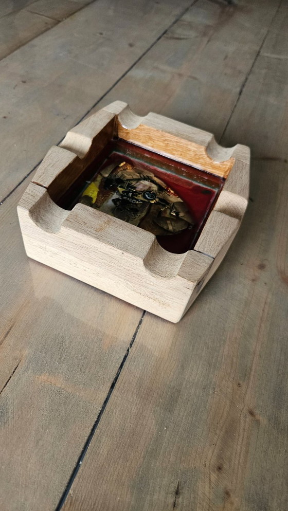 Image 1 of Exclusive Artequi "Ferrari Tribute" Ashtray – Handcrafted from Thin Oak & Epoxy – 1947 Heritage Edition