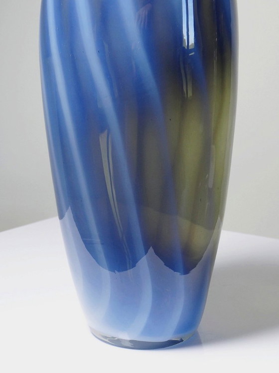 Image 1 of Vintage Murano glass vase lined with opaline glass, soap bubble design
