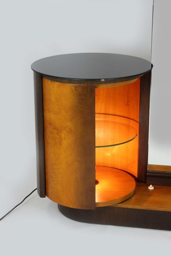 Image 1 of Toeletta restaurata con specchio di Jindrich Halabala per Up Zavody, anni '40