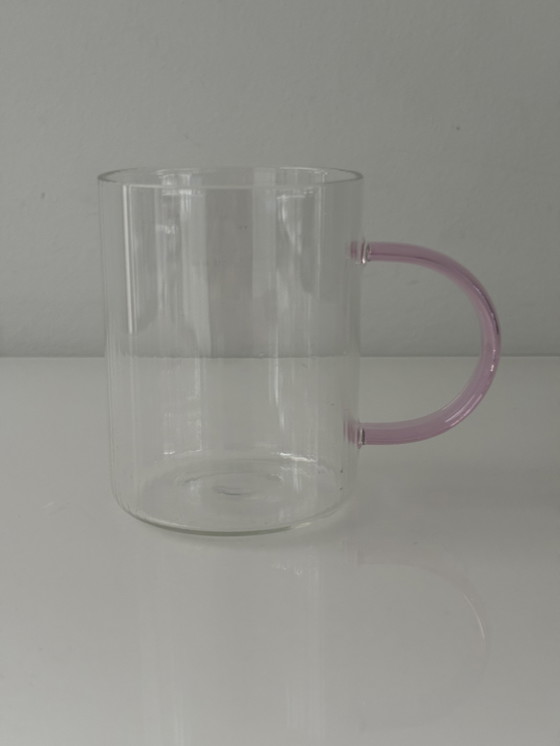 Image 1 of Set aus vier Designerbechern mit farbigen Henkeln