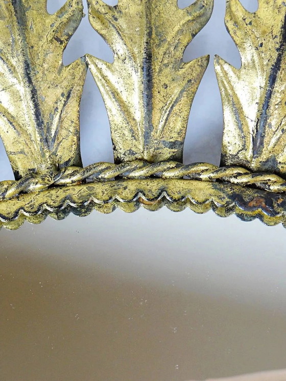 Large Italian sunburst wall mirror in gilded metal, 1960s-70s. – Vintage, Cork (photo 11 of 16)