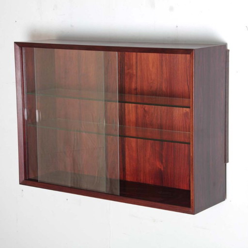 Scandinavian wall-mounted display case in rosewood by Poul Cadovius, 1960