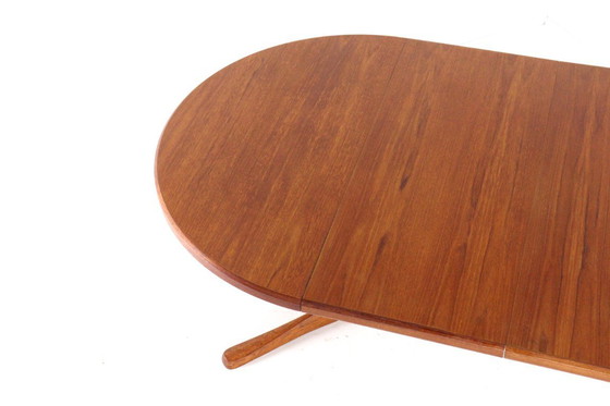 Image 1 of Tavolo da pranzo rotondo estensibile McIntosh 2x in teak vintage